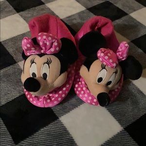 Minnie Mouse slippers